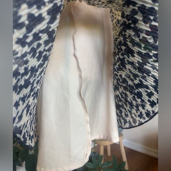 Foxiedox Clover Pleated Dress  Size S - Picture 6 of 9